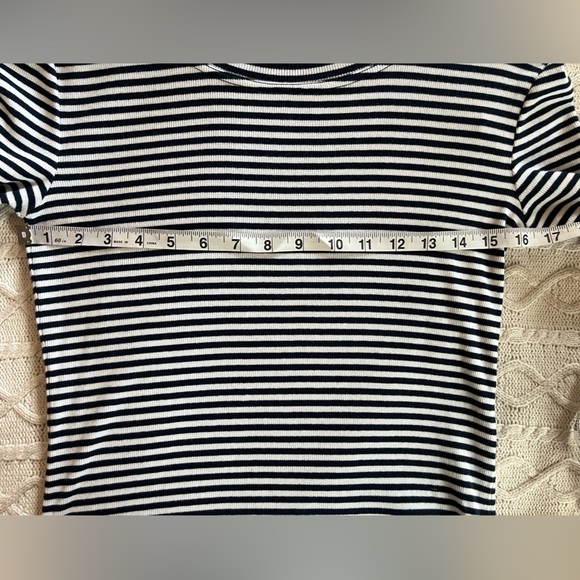 Banana Republic Navy & White Striped Cotton Spandex Top Size Medium - Picture 12 of 12